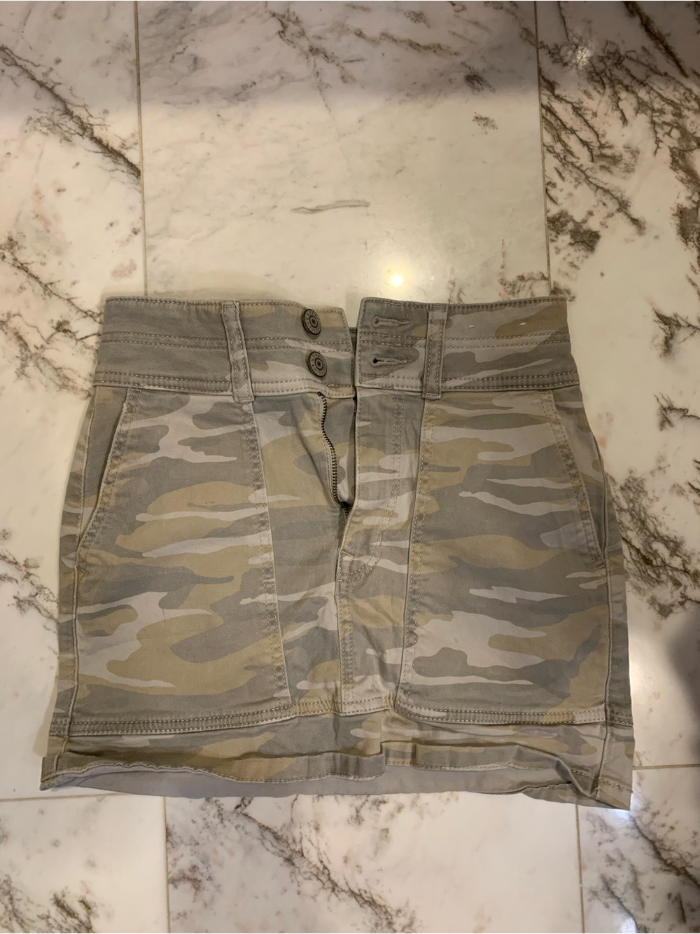 Express High-Waist Camo Utility Mini Skirt - Taupe/Gray